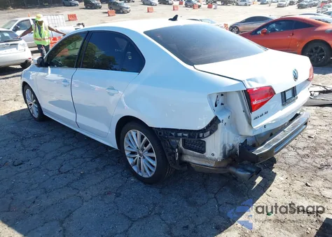 2015 Volkswagen Jetta 1.8T Se из США, поврежденный, VIN 3VWD07AJ6FM348664